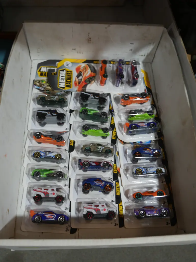 Assorted model cars Image 1++