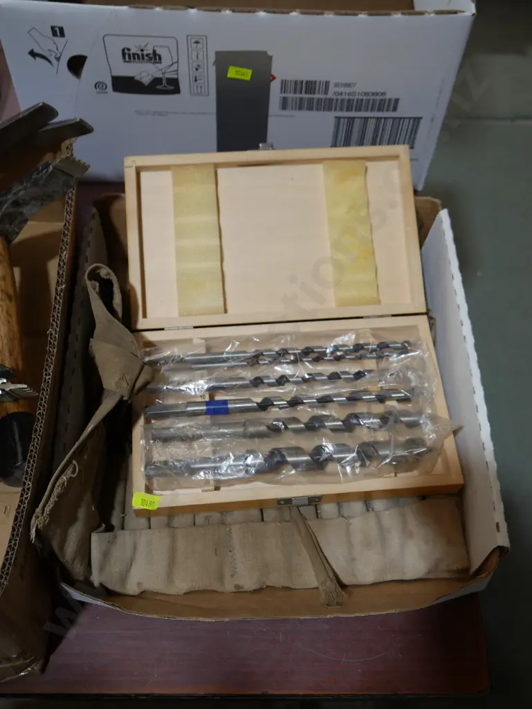 Drill bits Image 1++