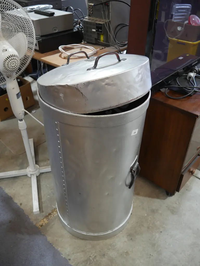 Wilkins ltd Invercargill milk can Image 1++