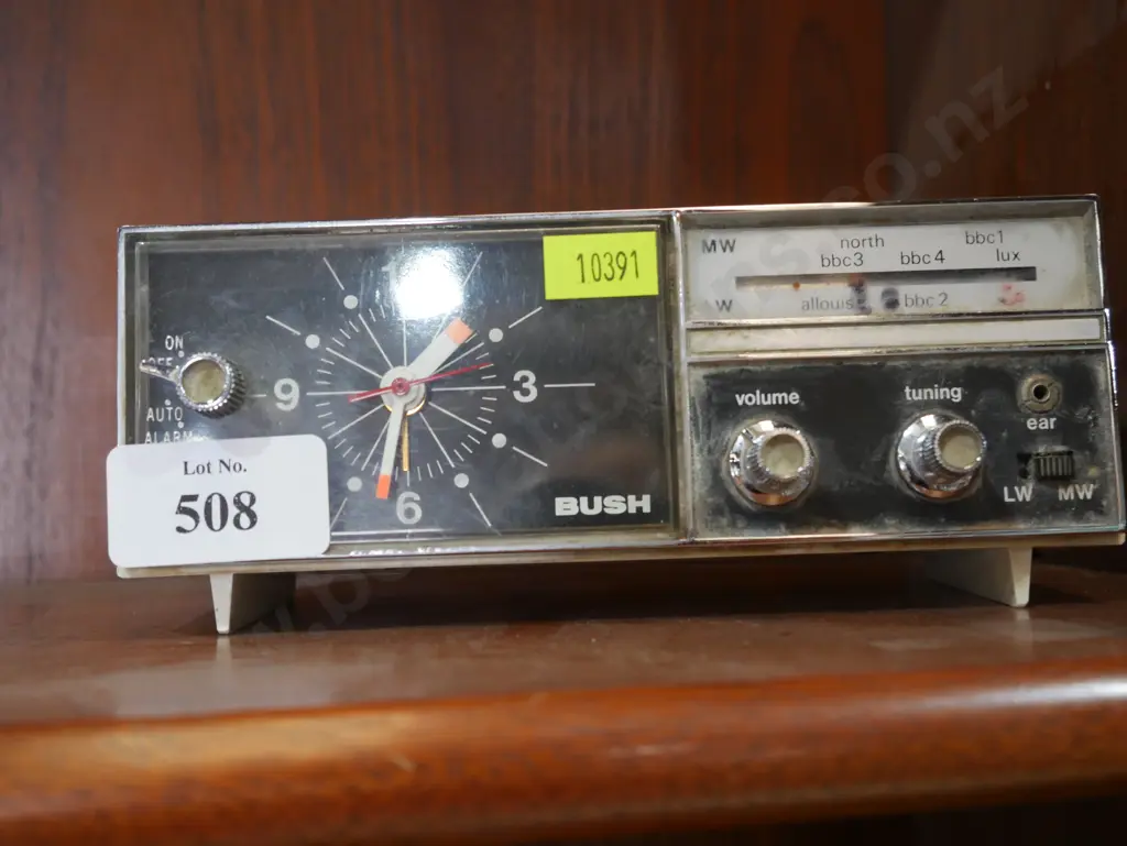 Bosch Nightingale clock radio Image 1++