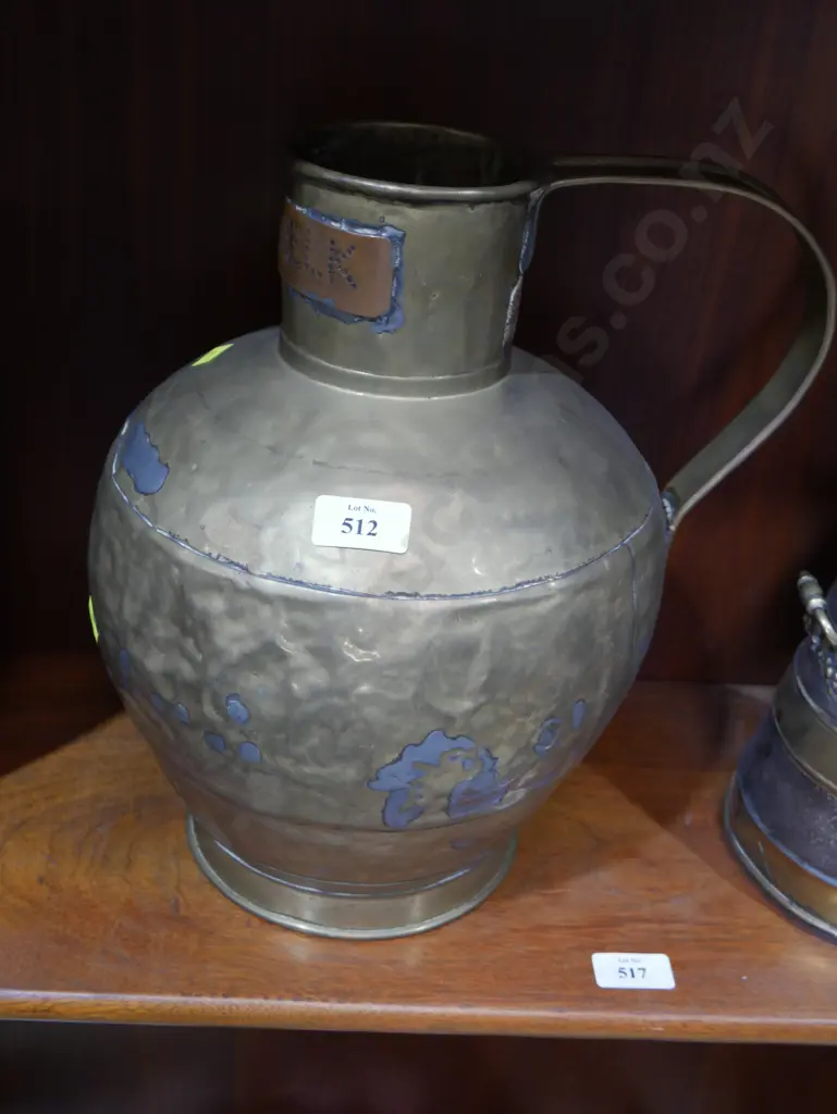 Brass milk jug Image 1++