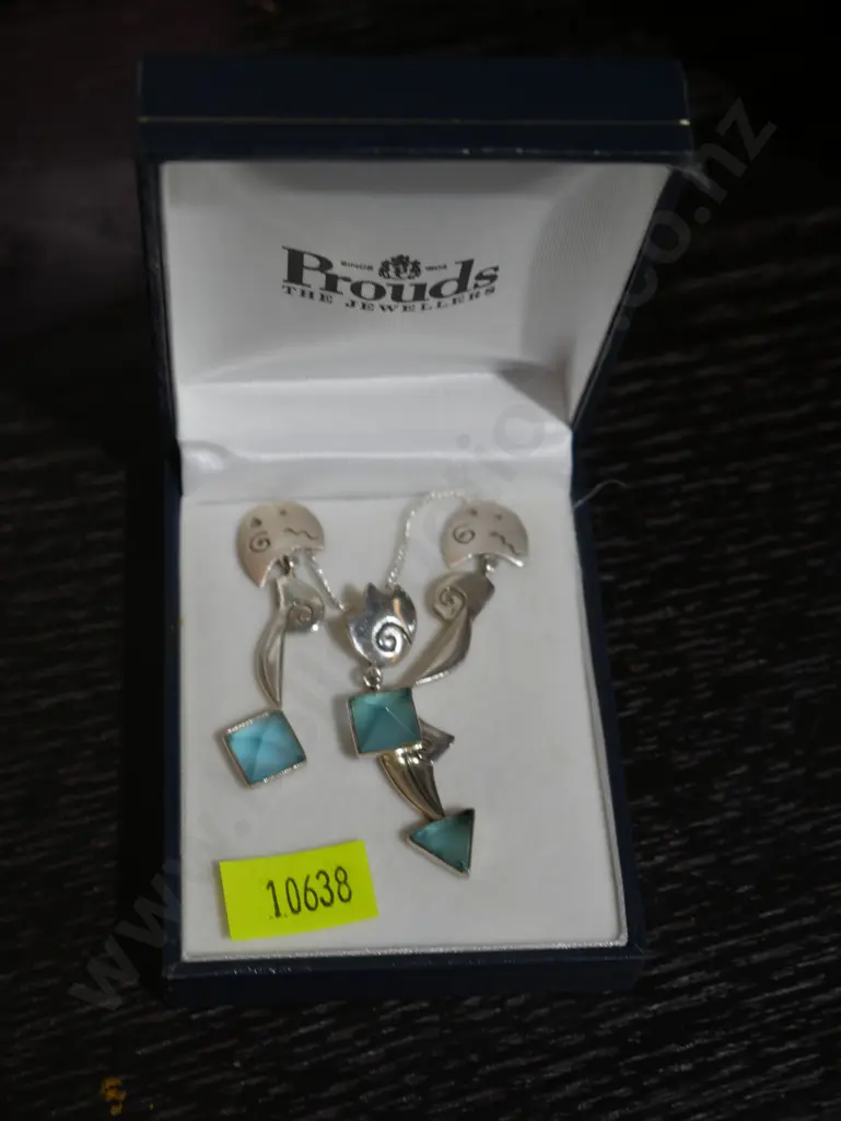 Sterling silver necklace and earrings Image 1++