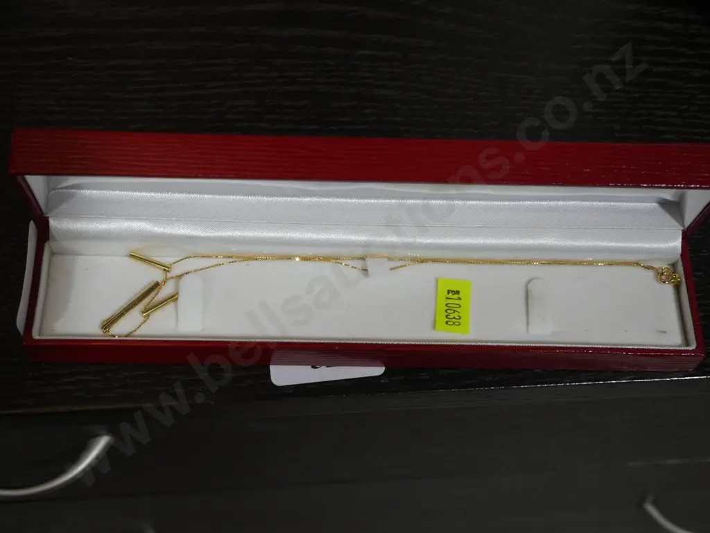 9 carat gold necklace Image 1++