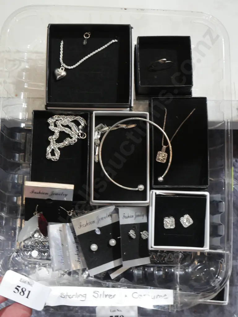 Sterling and costume jewellery Image 1++