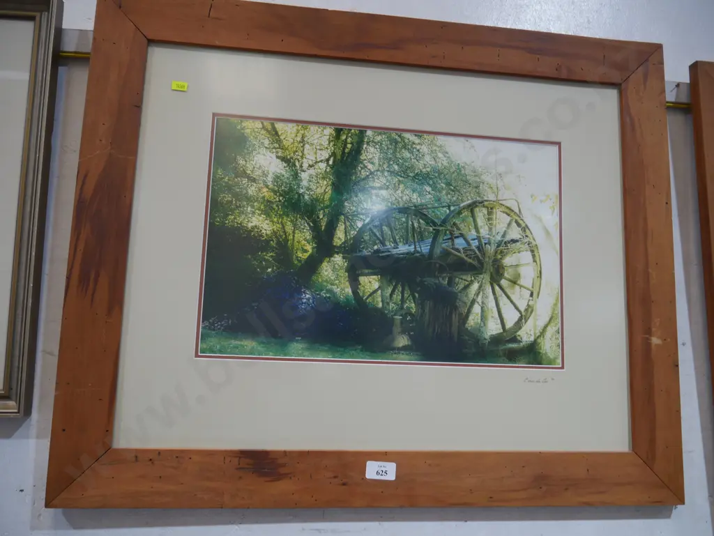 Framed photograph Image 1++