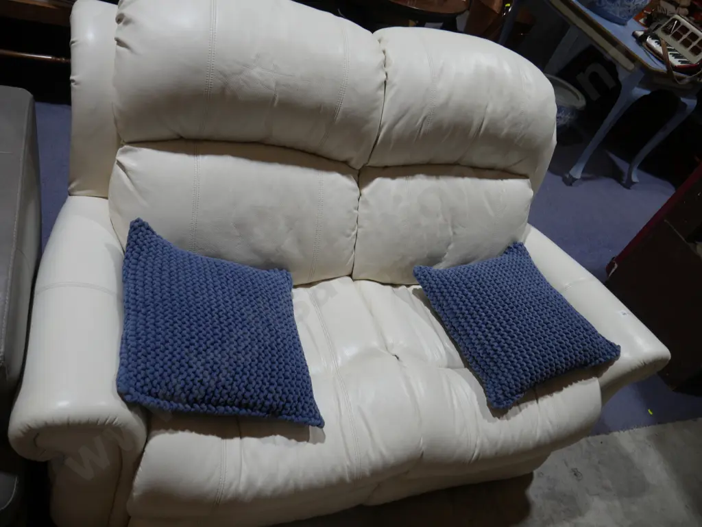 White two seater sofa Image 1++