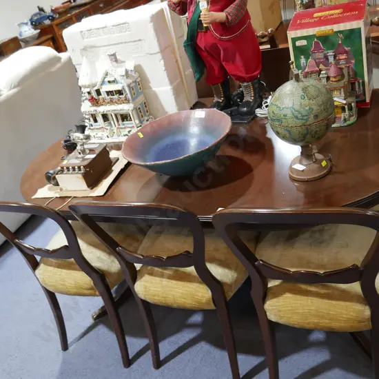 Dining table and  6 chairs