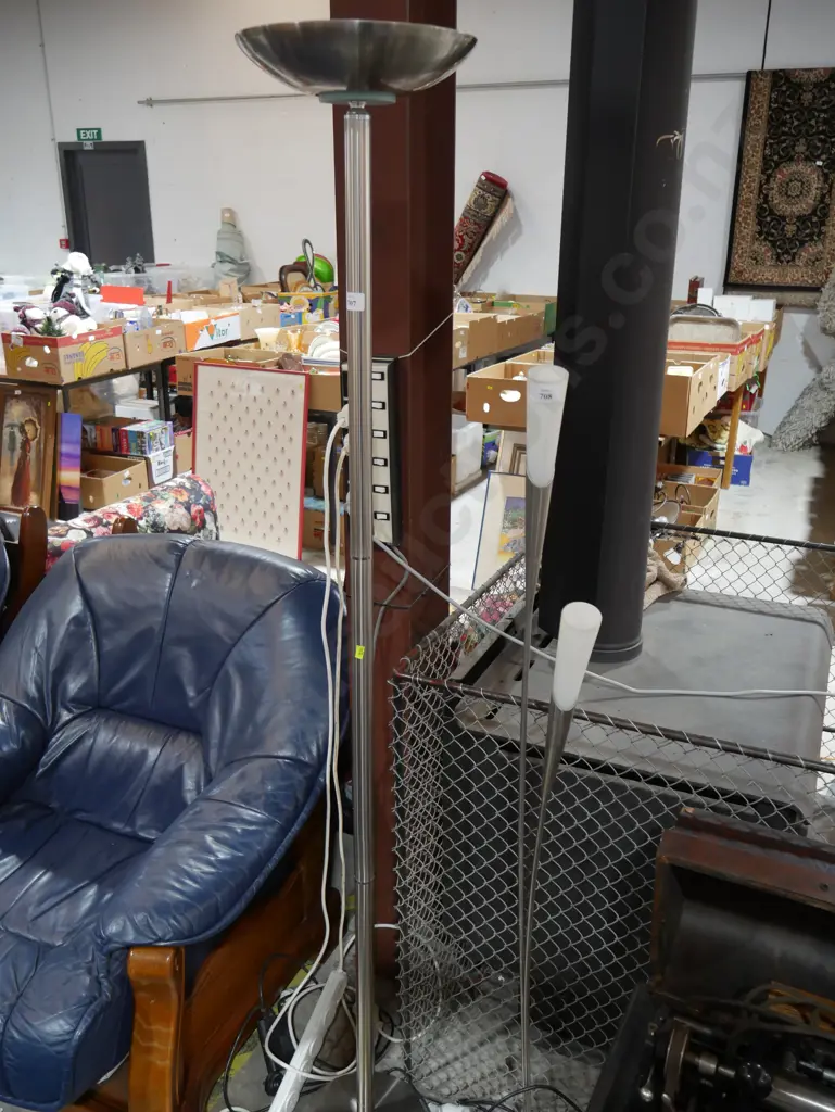 Floor lamp Image 1++