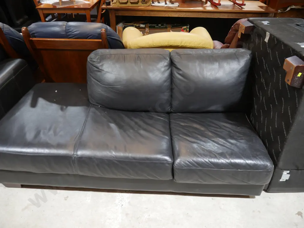 Black leather corner lounge suite Image 1++