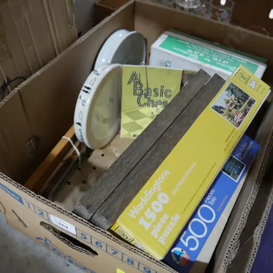 Jigsaw puzzles, prints etc