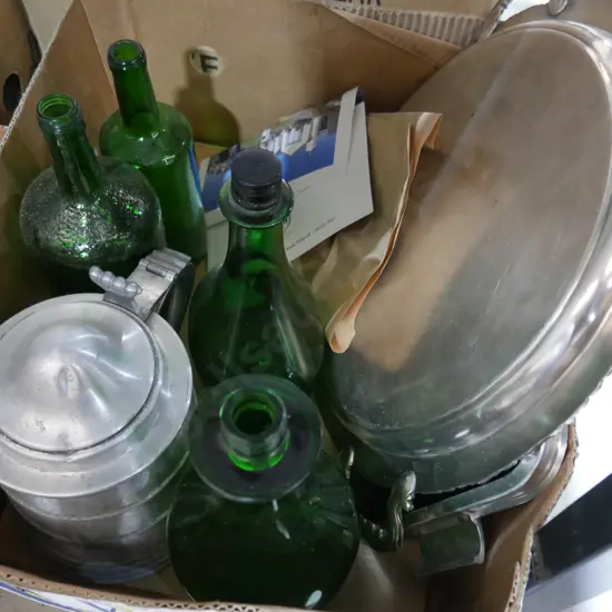 Serving trays, bottles