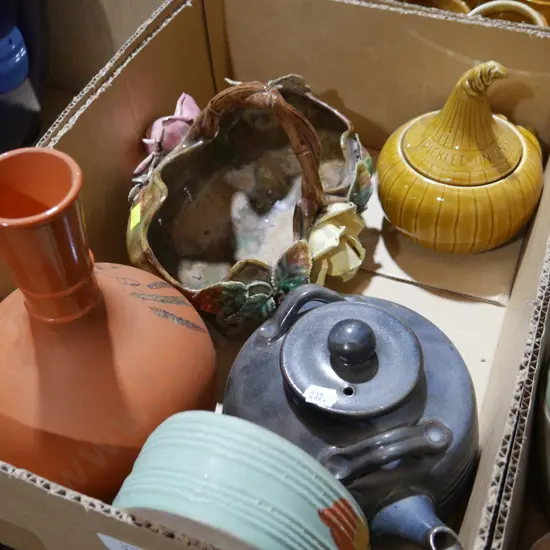 Assorted pottery