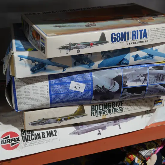 5 plastic plane kits