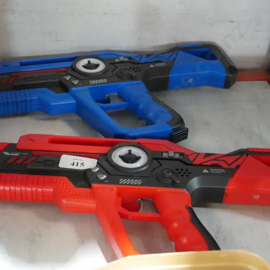 2 Lazer guns