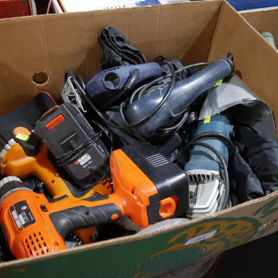Assorted power tools