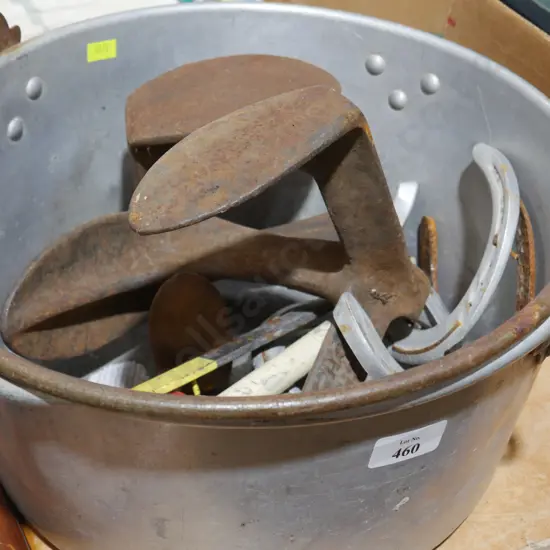 Shoe last, horse shoes etc