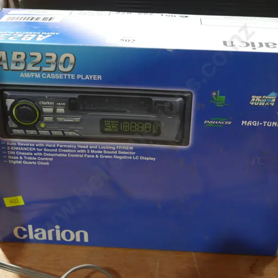 Clarion AM/FM cassette player