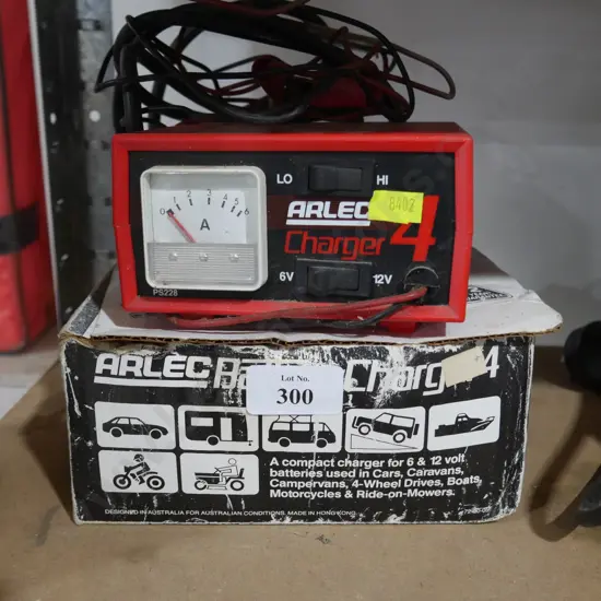 Arlec battery charger