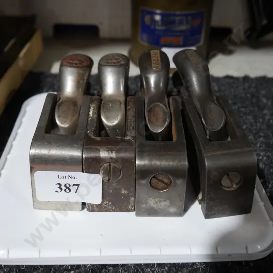 4 small vintage wood planes