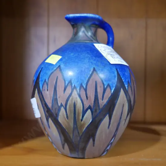 Chameleon ware vase