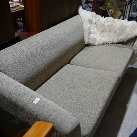 3 seater sofa bed