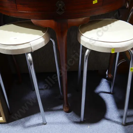 2 chrome stools