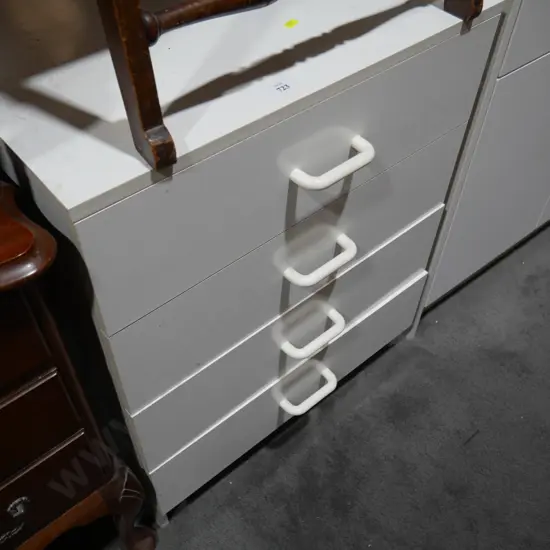 Chest of drawers