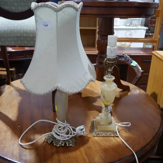 2 lamps