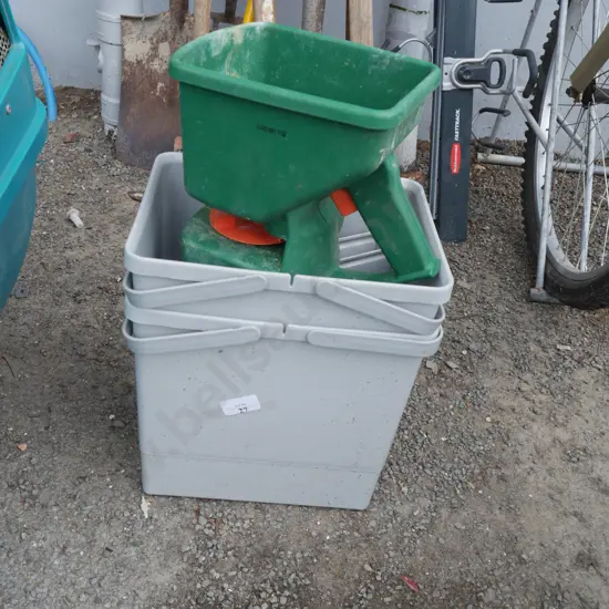 Seed spreader, 2 bins