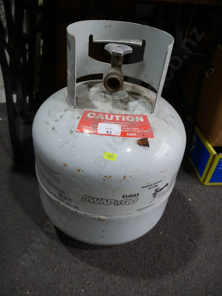 Gas bottle Image 1++