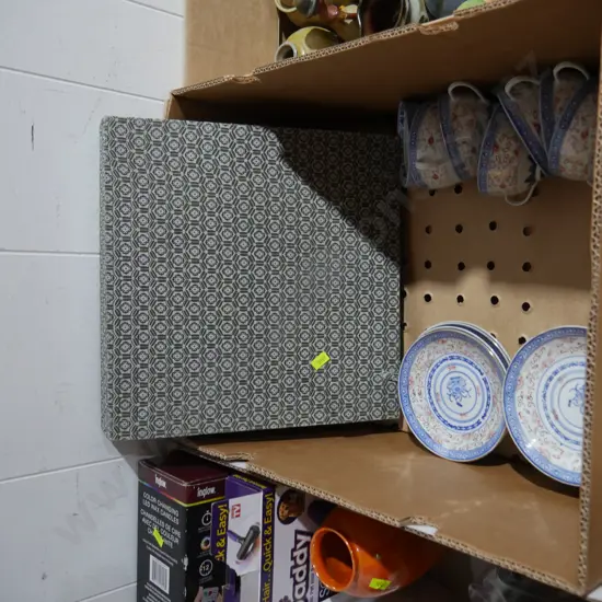 Blue and white cups and saucers, Chinese double sided silk embroidery