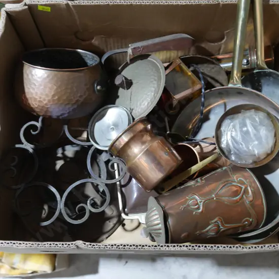 Box assorted copperware