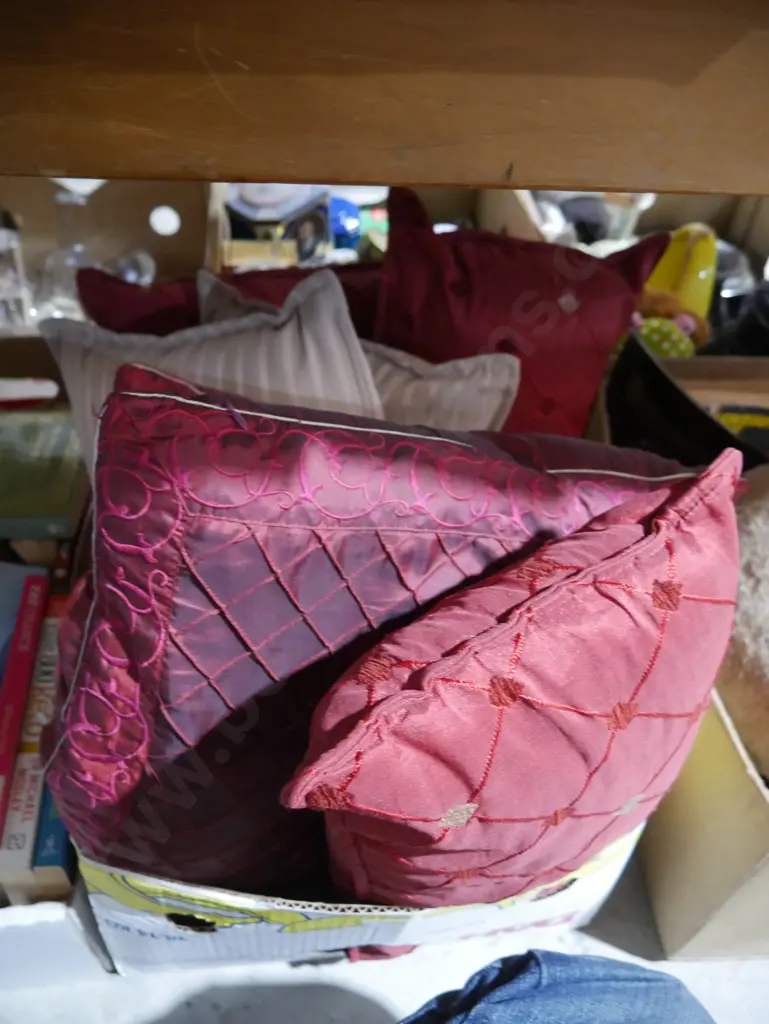 Cushions Image 1++