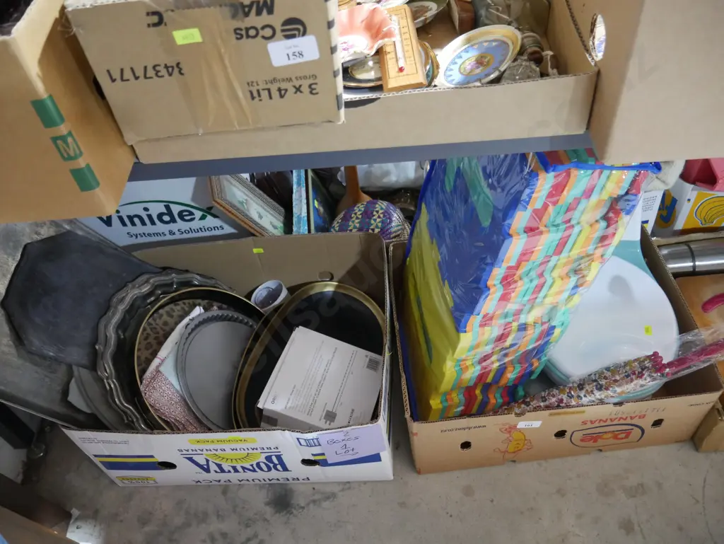 Two boxes of trays, foam tiles etc Image 1++