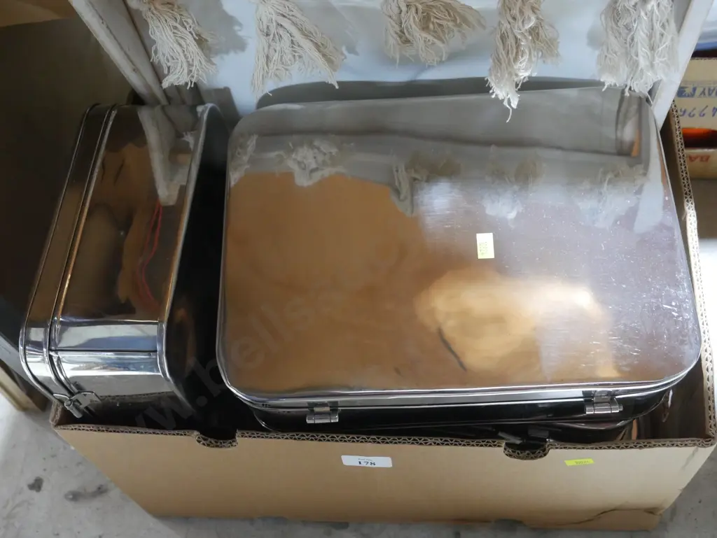 Metal cases, lazy Susan etc Image 1++