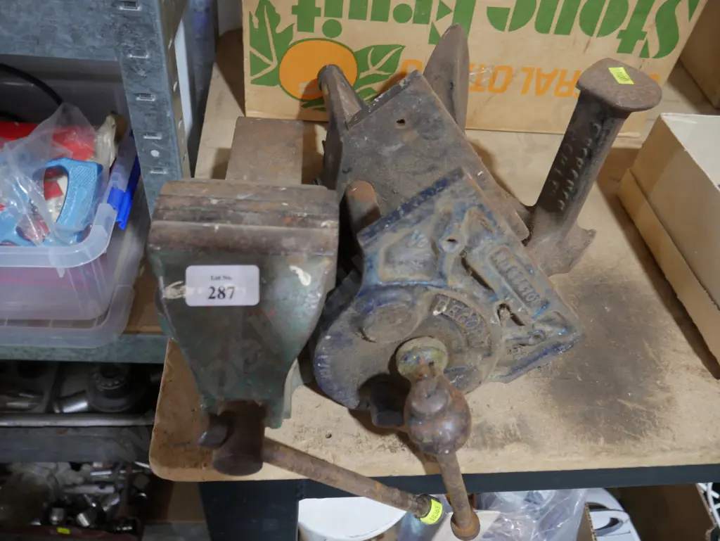 Vices, shoe last Image 1++