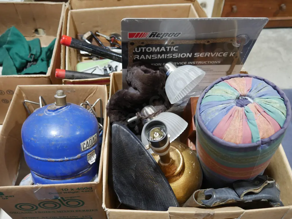 2 boxes gas cookers, knife block, lamp etc Image 1++