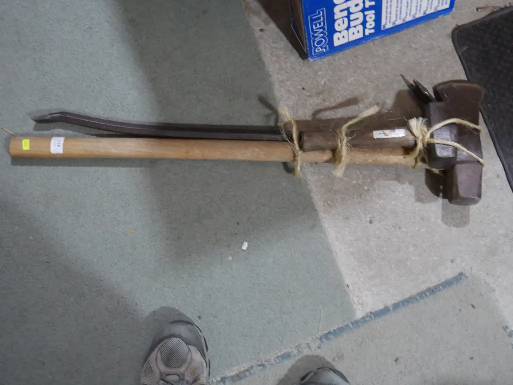 Sledgehammer  axe Image 1++