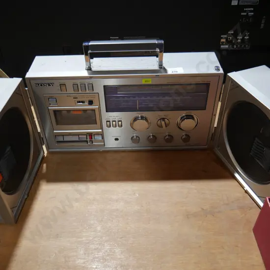 Radio tape player