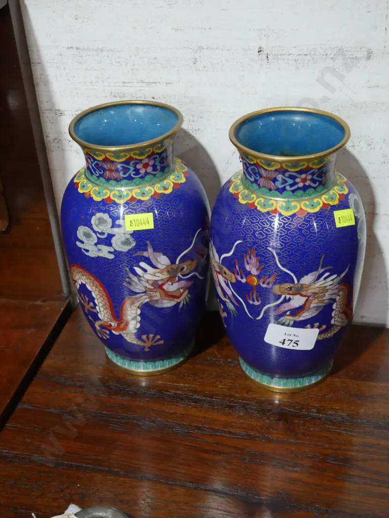 Two cloisonne vases Image 1++