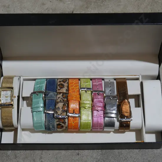 Watch straps and gossip watch