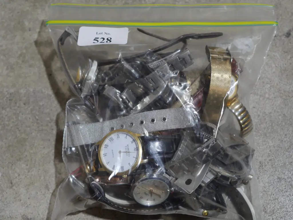 Wrist watches Image 1++