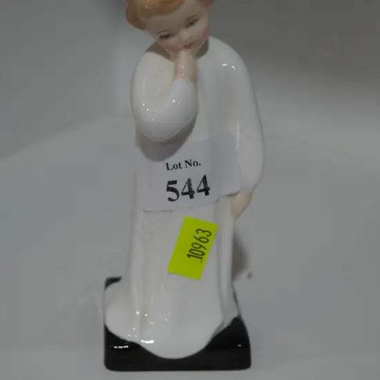 Royal Doulton figurine "Darling"