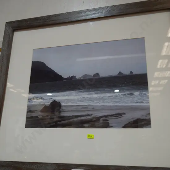 Framed ocean picture