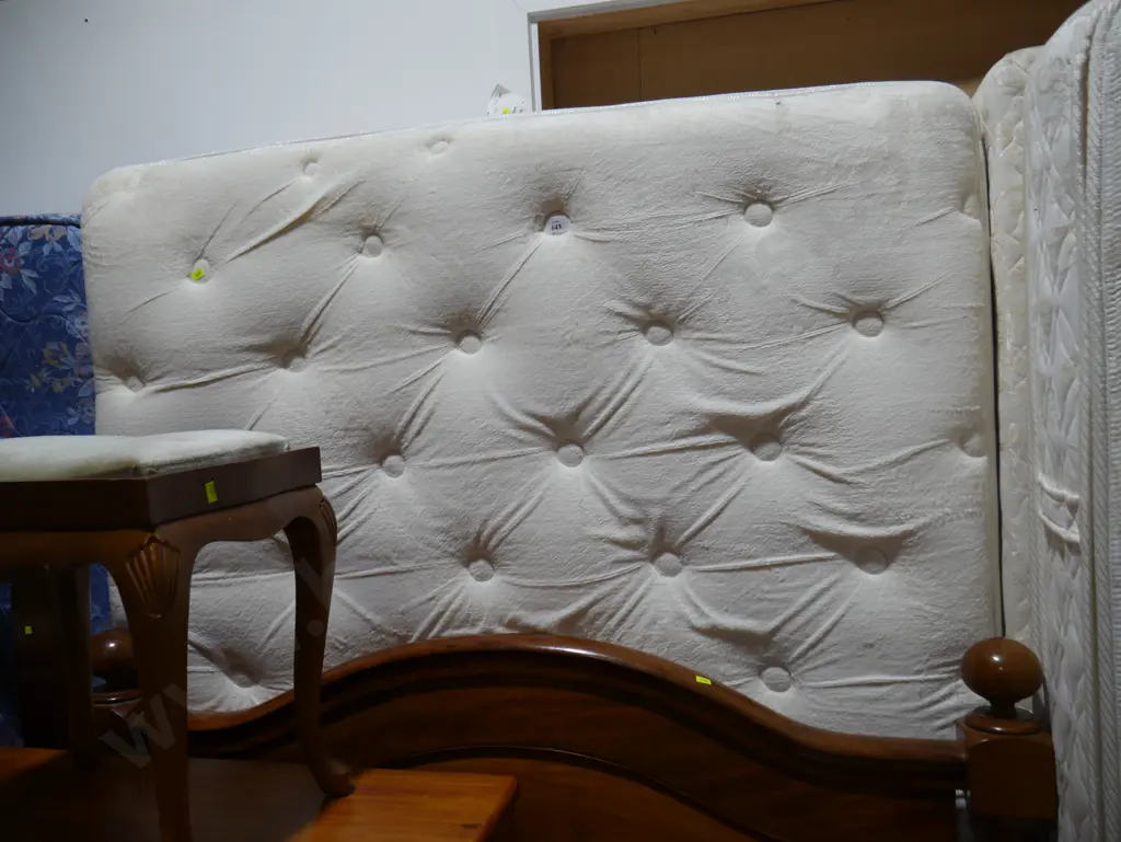 Queen bed and mattress Image 1++