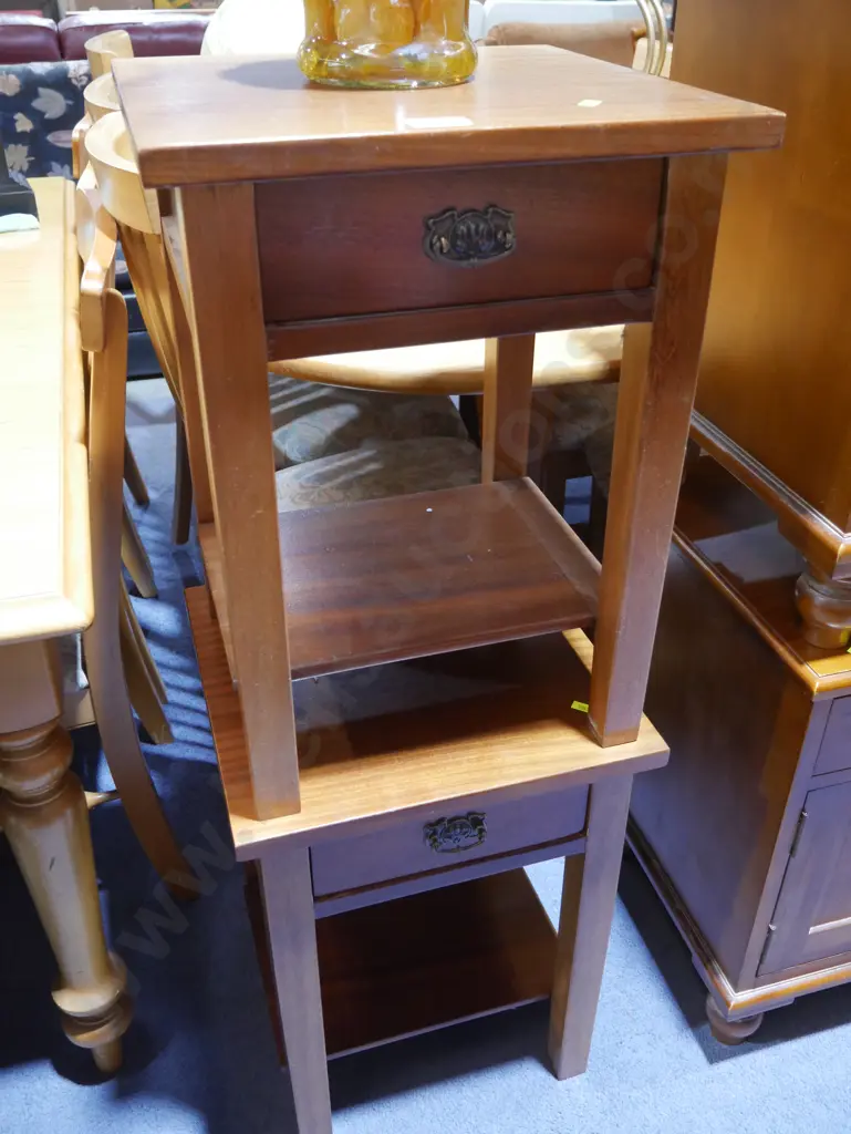 Two bedside cabinets Image 1++