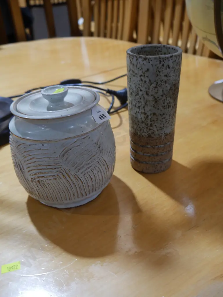 Doris Holland (Doris Lusk) lidded pottery container & another pottery vase Image 1++