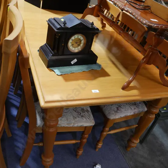 Extendable dining table and 6 chairs