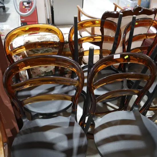Set of 7 dining chairs