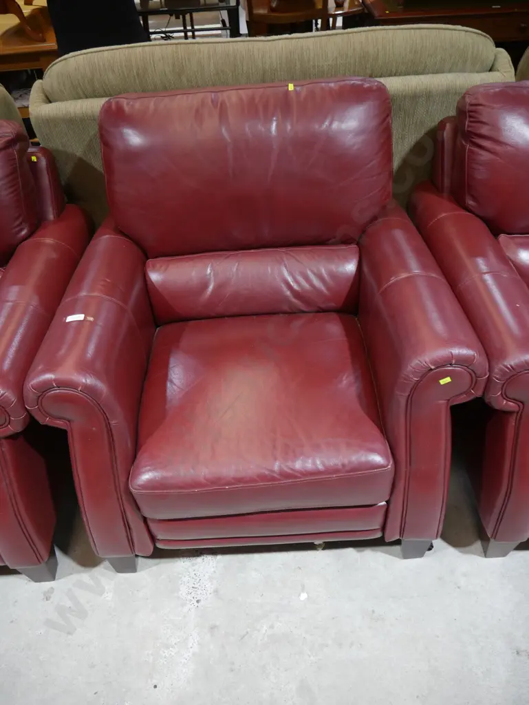 Three-piece red lazboy lounge suite Image 1++